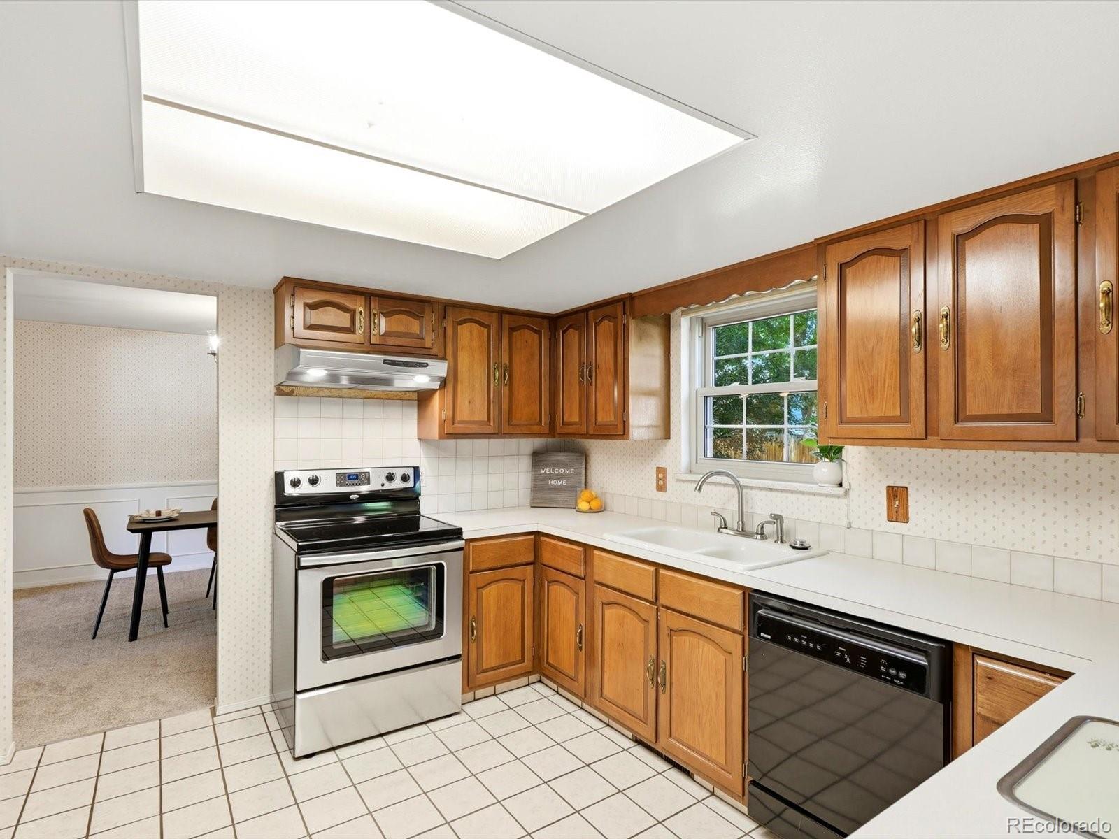 MLS Image #15 for 6995  queen circle,arvada, Colorado