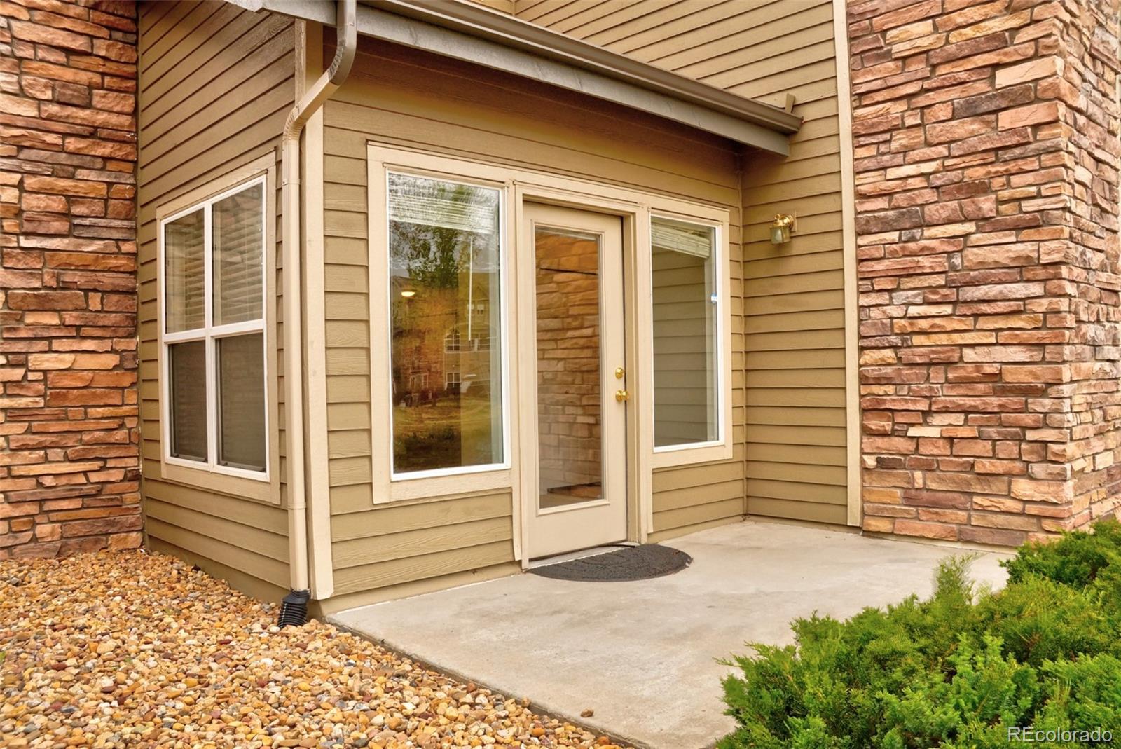 MLS Image #17 for 18201 e greenwood drive a,aurora, Colorado