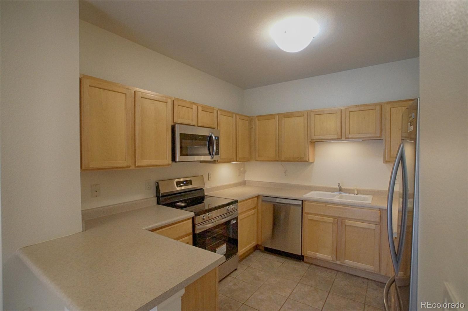 MLS Image #9 for 18201 e greenwood drive a,aurora, Colorado