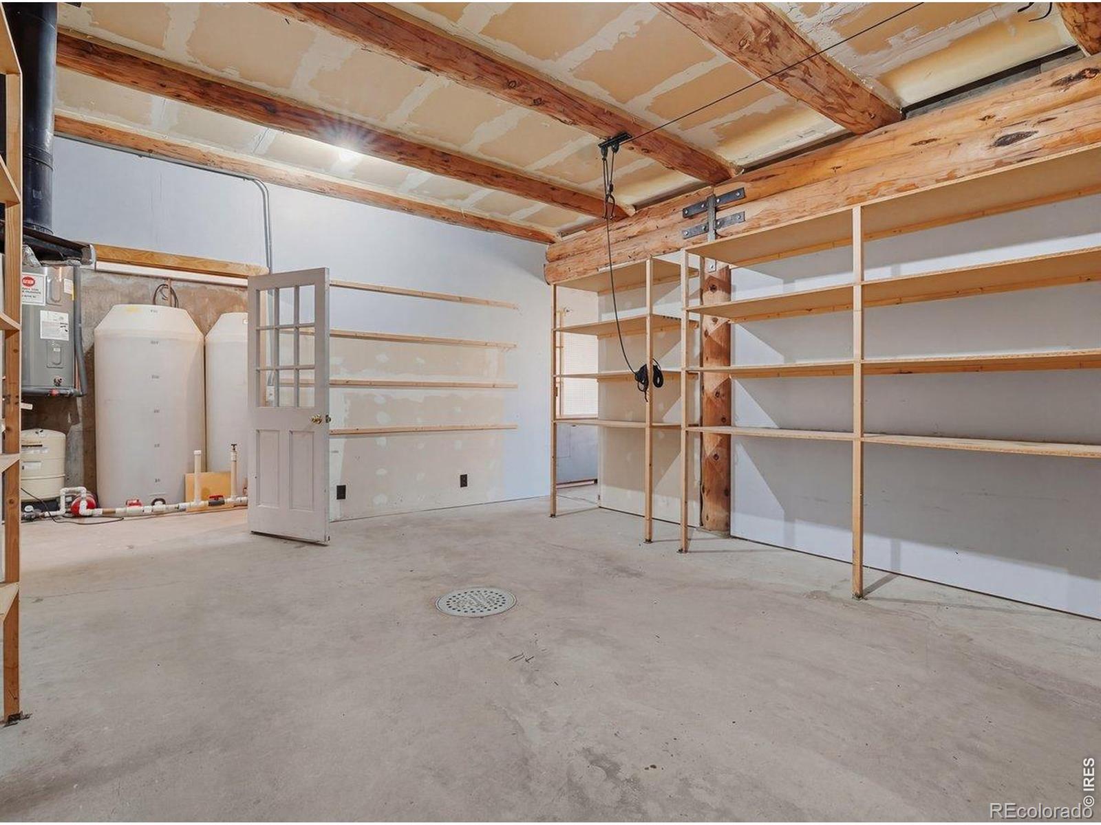 MLS Image #37 for 1652  eiger road,livermore, Colorado