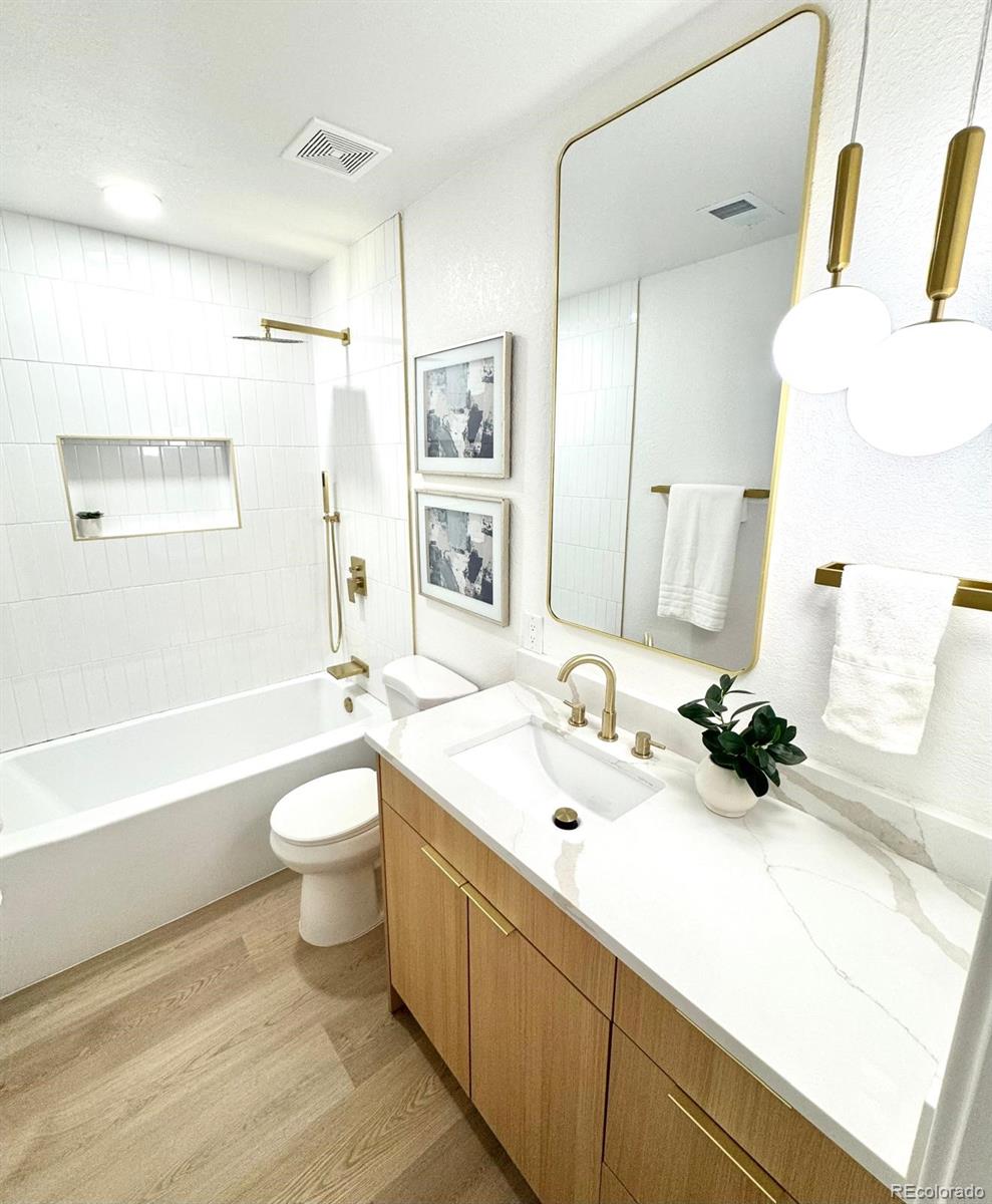 MLS Image #10 for 2601 s quebec street 11,denver, Colorado
