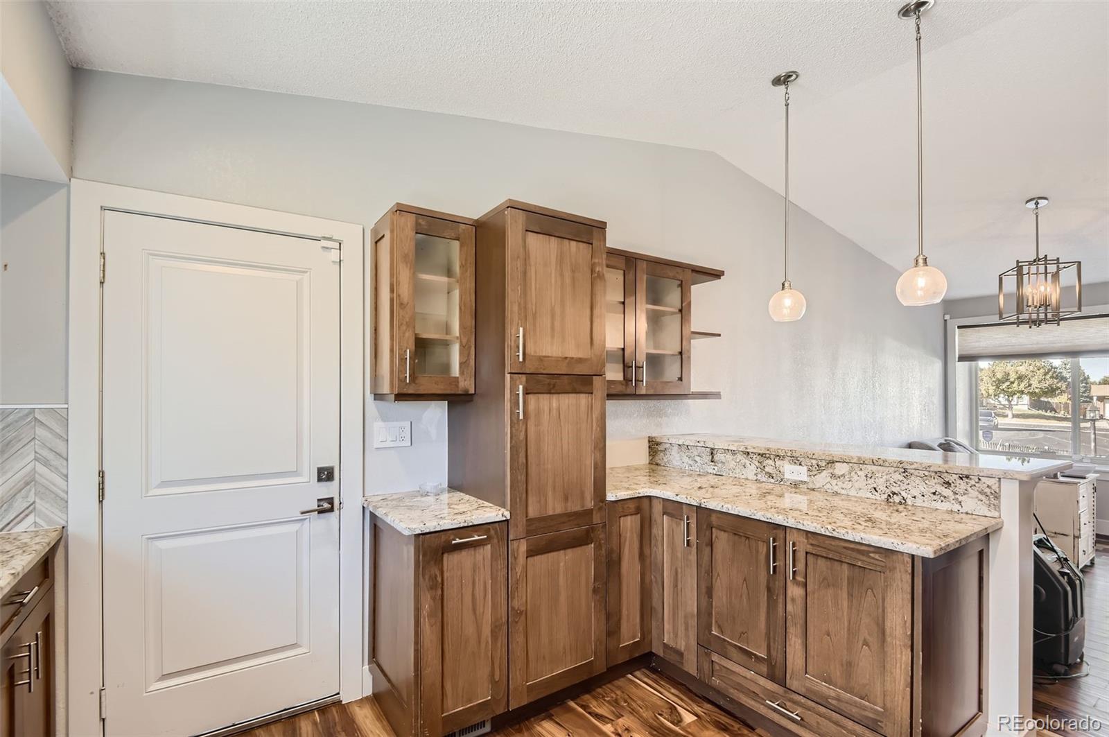 MLS Image #6 for 18938 e utah circle,aurora, Colorado