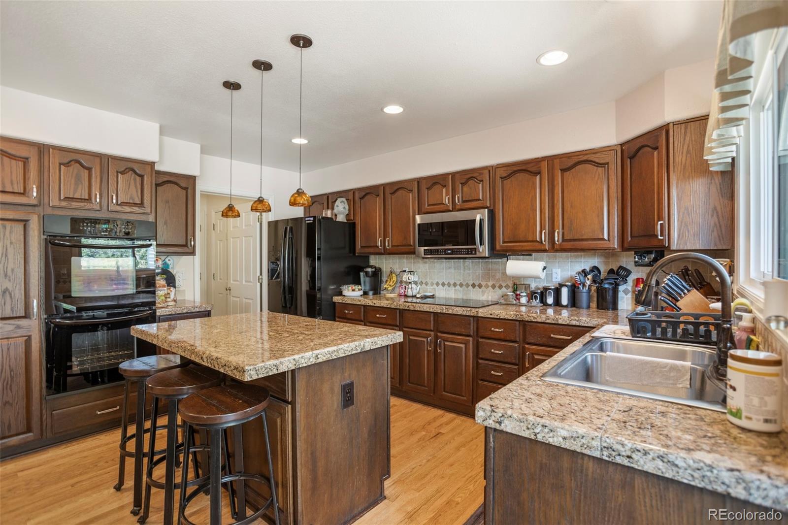 MLS Image #11 for 5606 s helena court,centennial, Colorado
