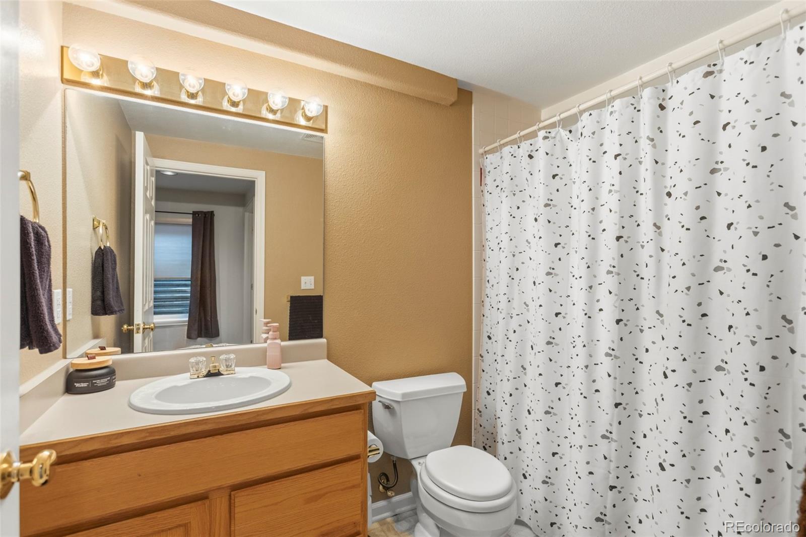MLS Image #34 for 5606 s helena court,centennial, Colorado