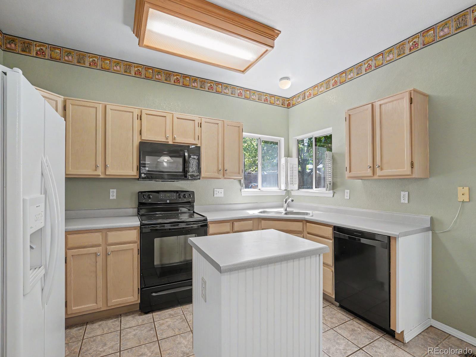MLS Image #13 for 20636 e oxford place,aurora, Colorado