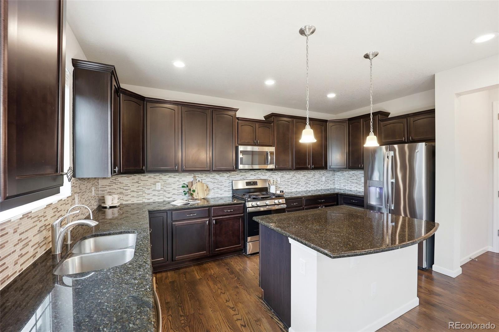 MLS Image #11 for 7566 s quantock court,aurora, Colorado