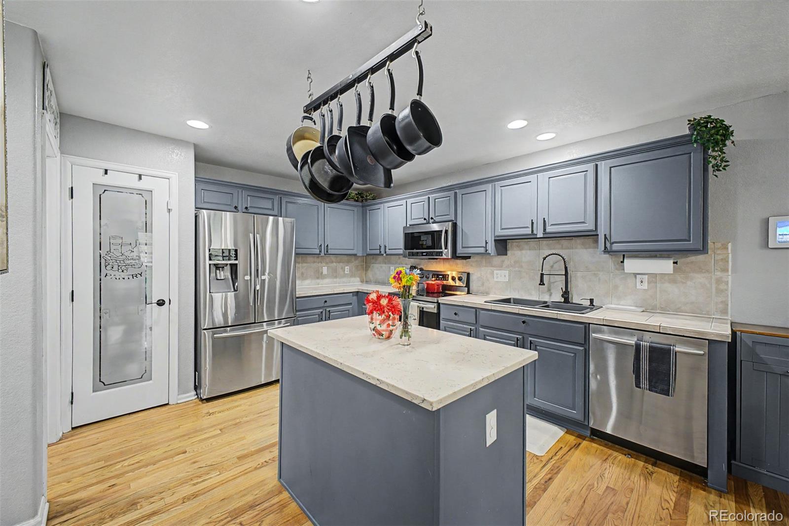 MLS Image #5 for 9622  elk mountain circle,littleton, Colorado