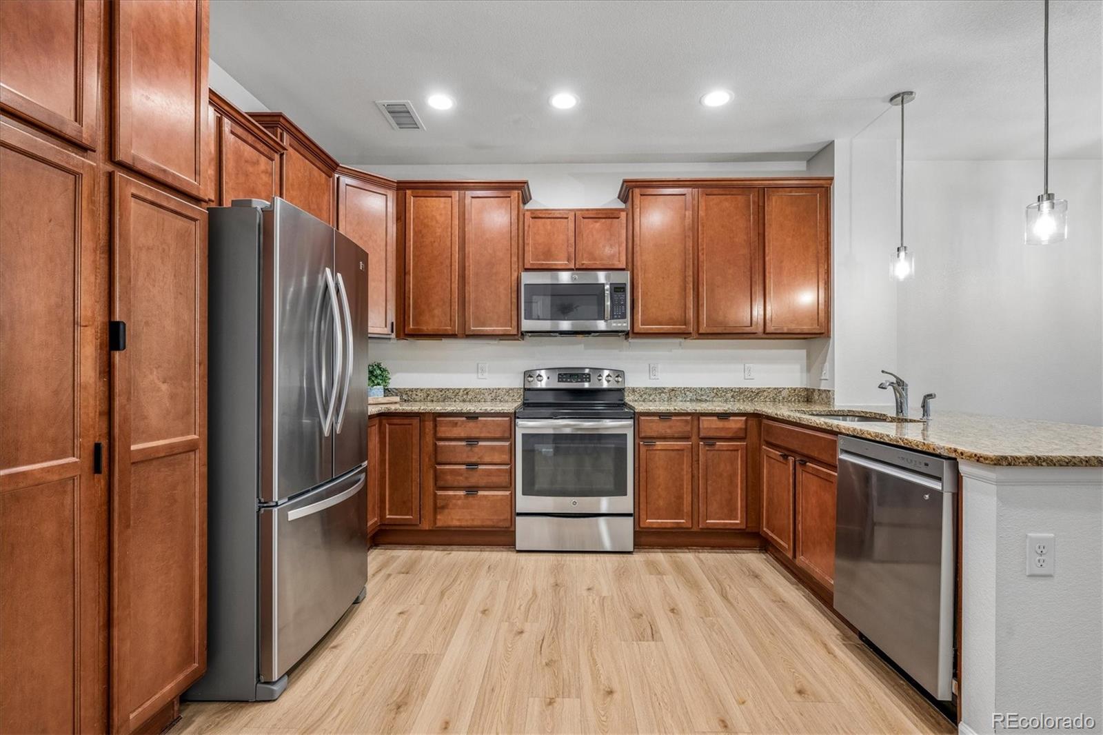MLS Image #12 for 8925 e phillips drive ,centennial, Colorado