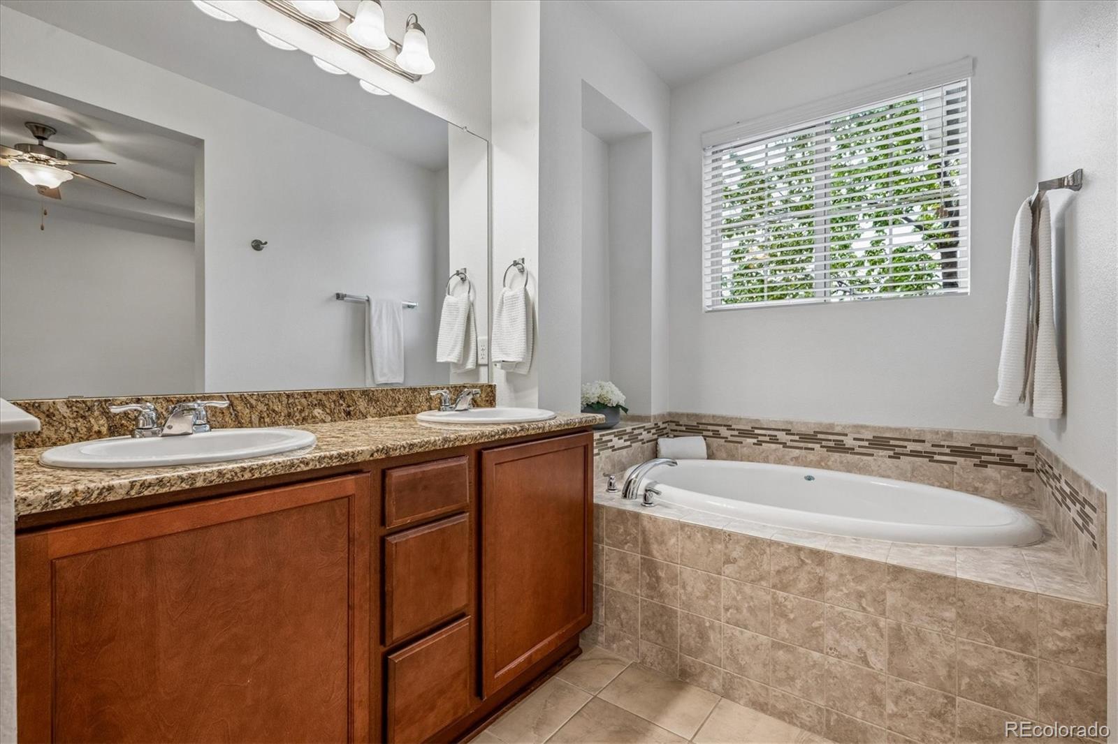 MLS Image #20 for 8925 e phillips drive ,centennial, Colorado