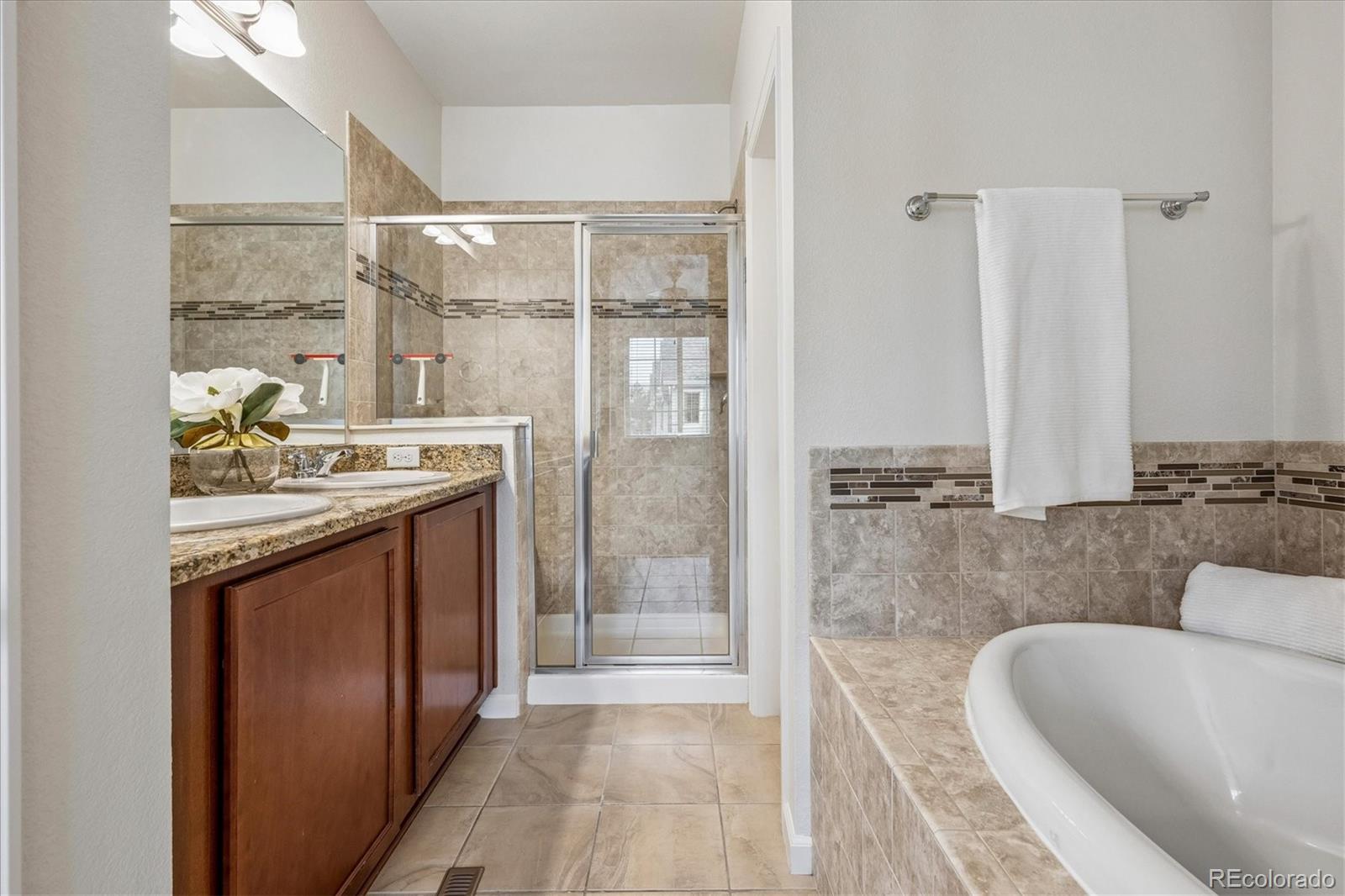 MLS Image #32 for 8925 e phillips drive ,centennial, Colorado