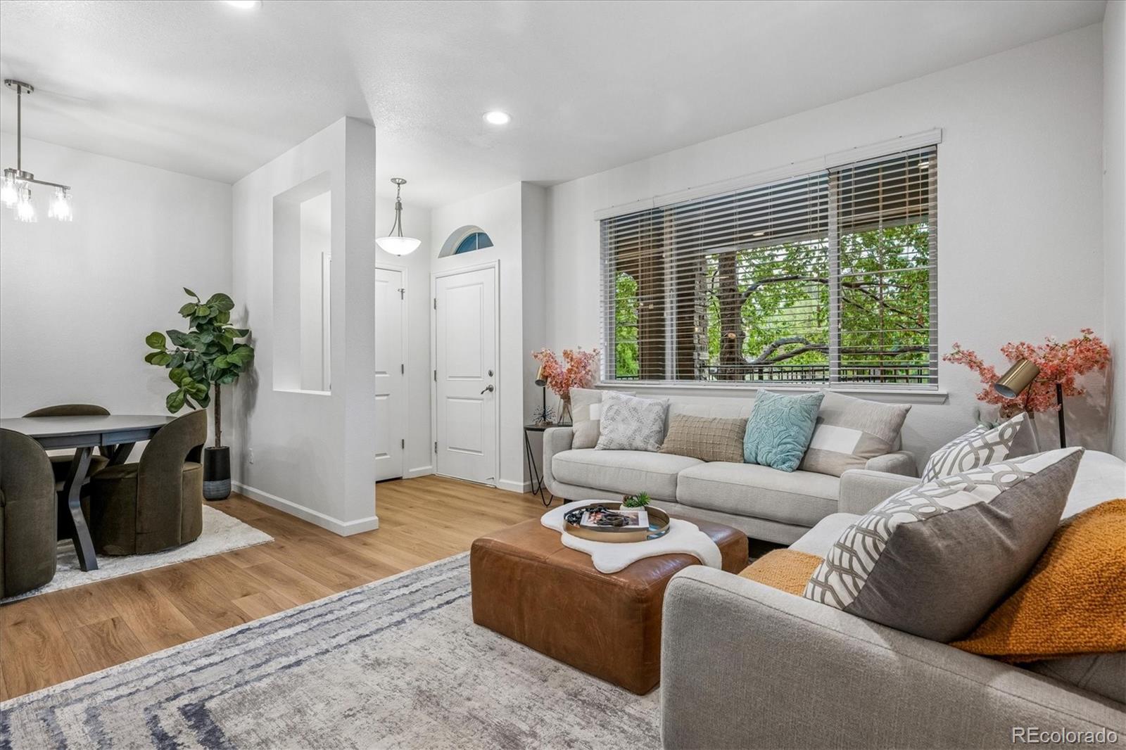 MLS Image #5 for 8925 e phillips drive ,centennial, Colorado