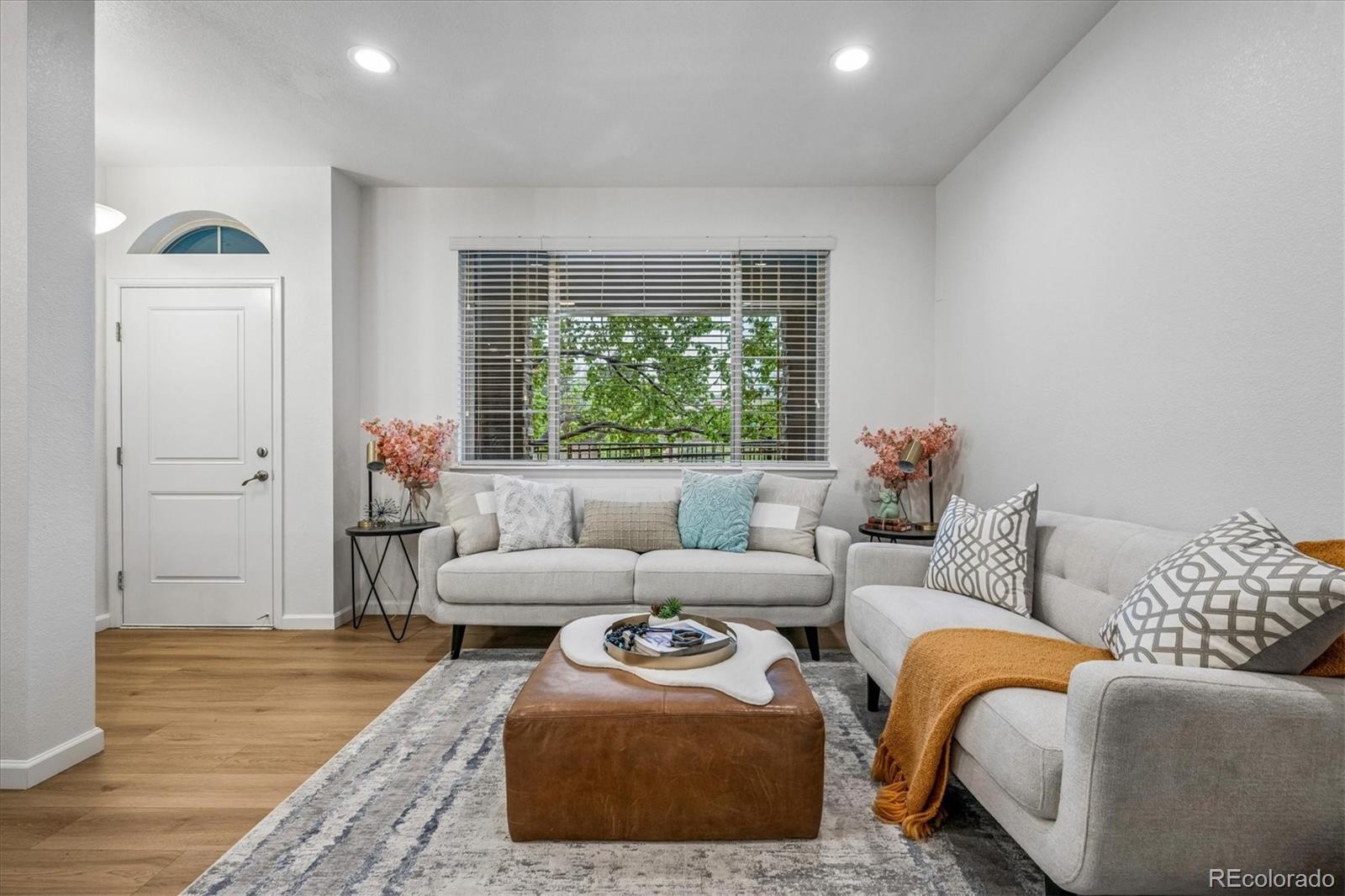 MLS Image #6 for 8925 e phillips drive ,centennial, Colorado