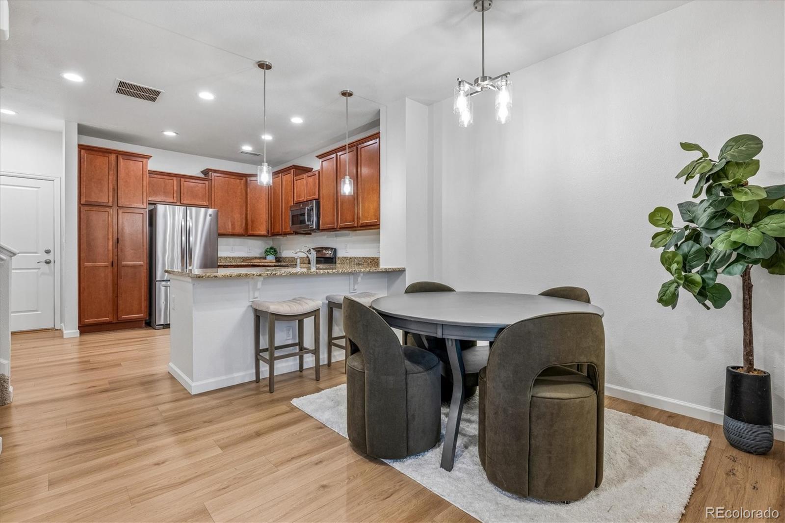 MLS Image #8 for 8925 e phillips drive ,centennial, Colorado