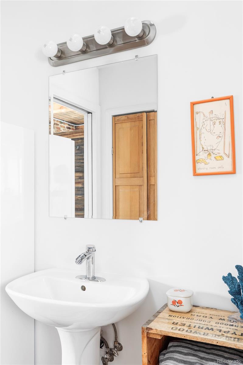 MLS Image #12 for 3733 n franklin street,denver, Colorado