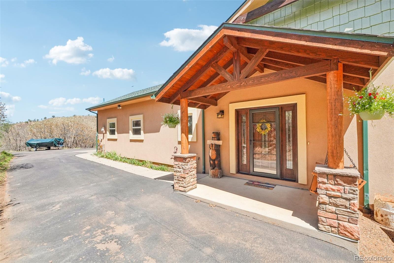 MLS Image #4 for 858  oak ridge road,manitou springs, Colorado
