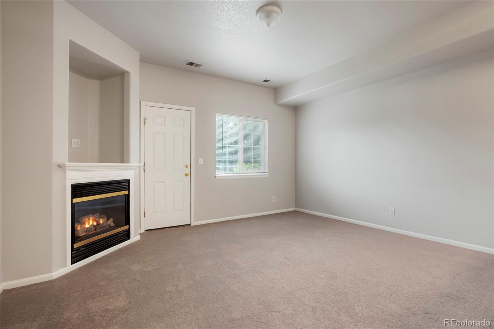 MLS Image #3 for 2143  coronado parkway 17d,denver, Colorado