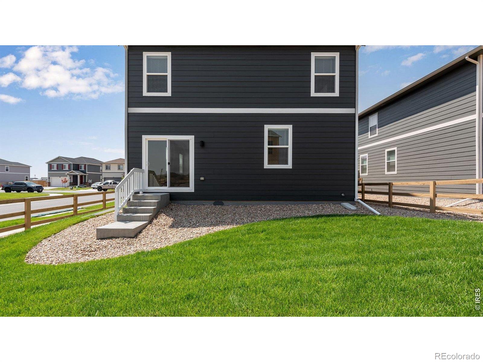 MLS Image #3 for 812  trumpet lane,windsor, Colorado