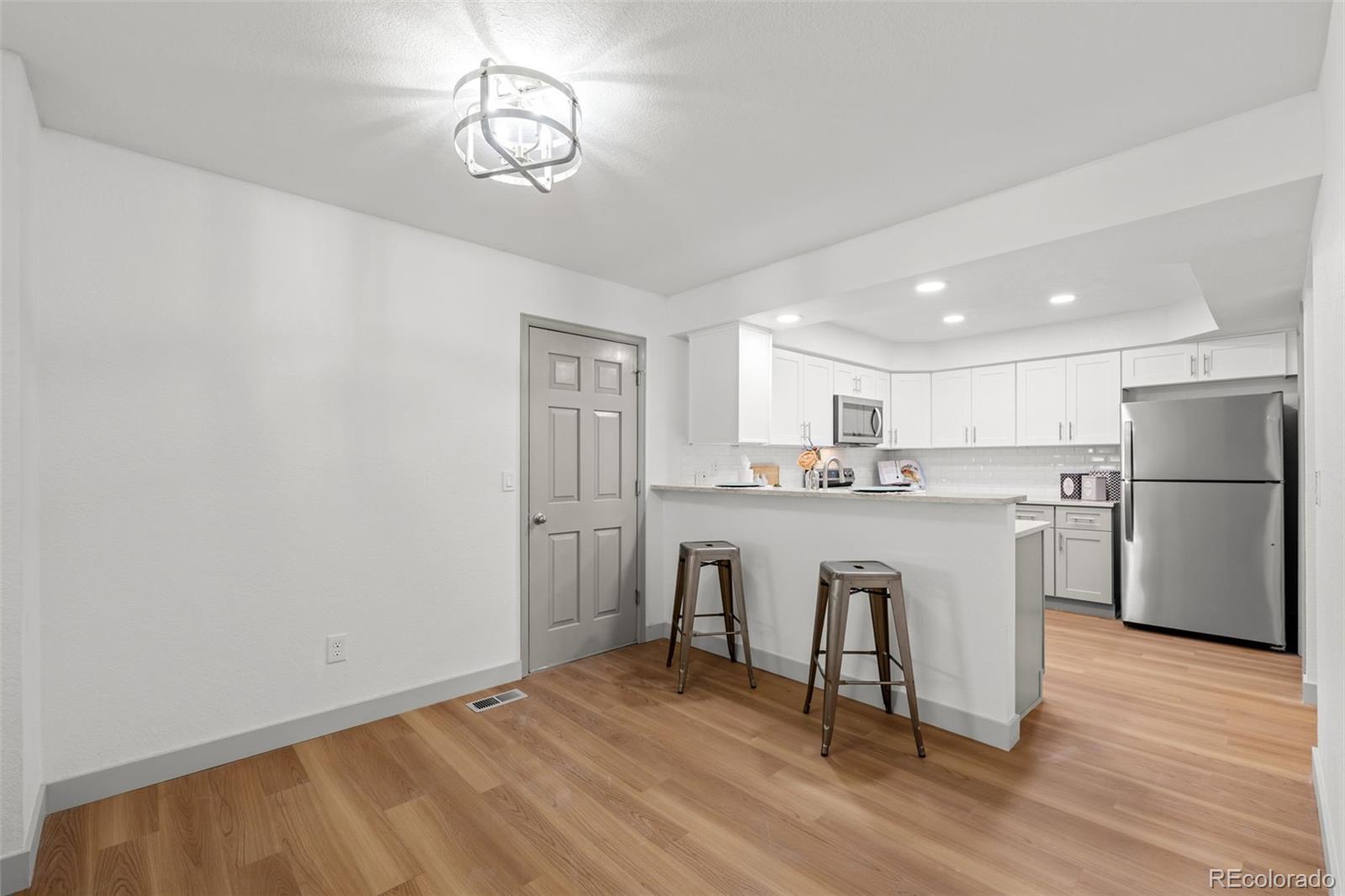 MLS Image #13 for 1408 e nichols circle ,centennial, Colorado