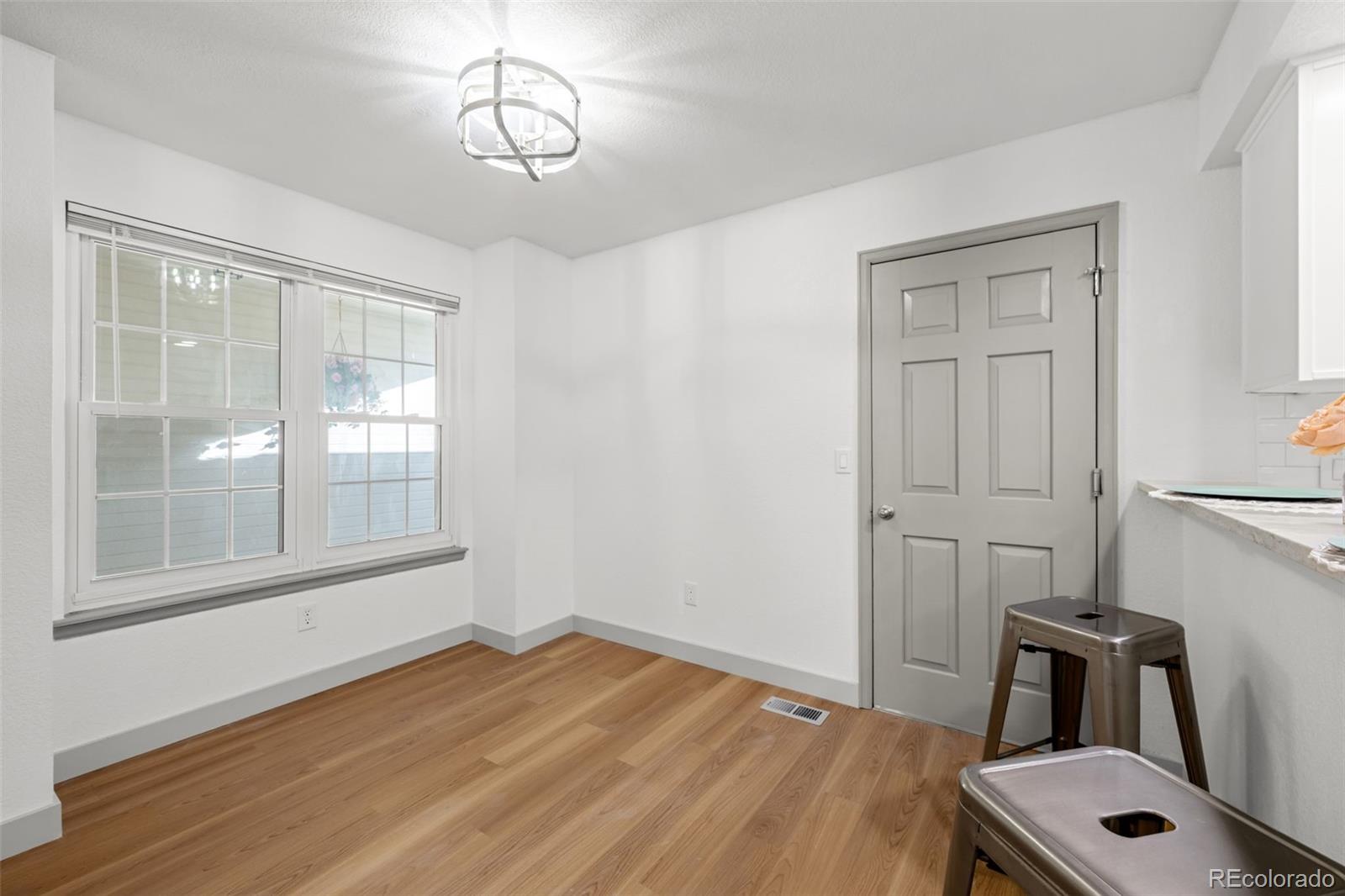 MLS Image #14 for 1408 e nichols circle ,centennial, Colorado