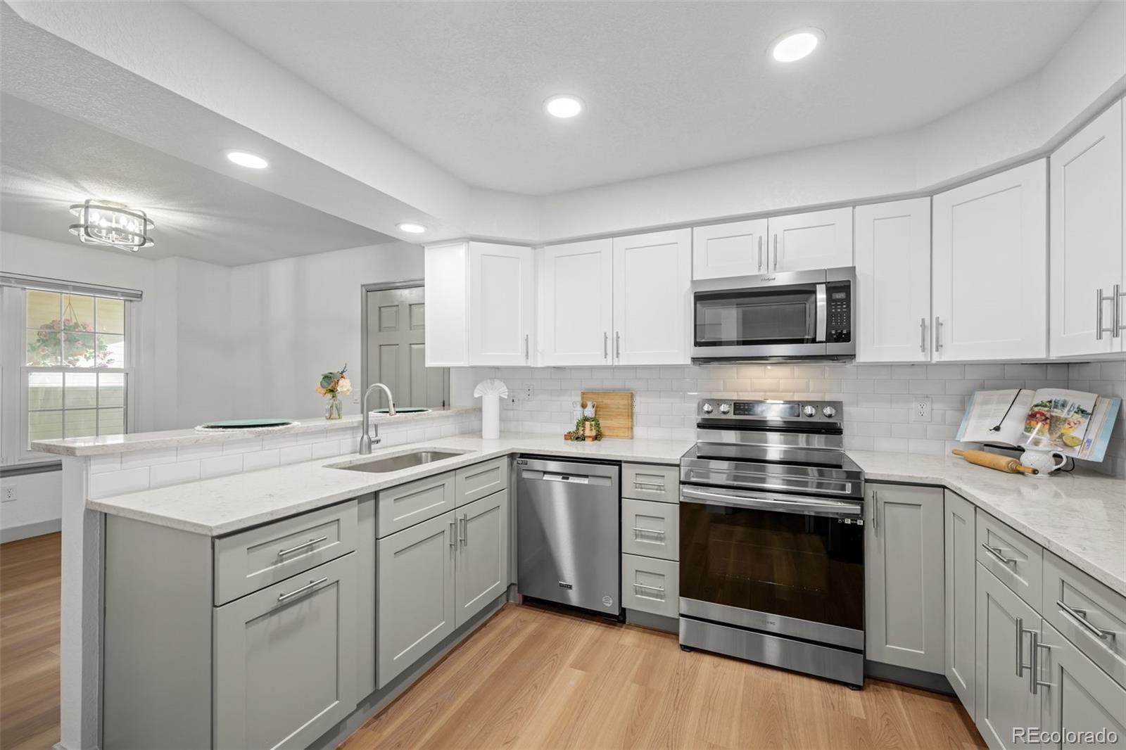 MLS Image #19 for 1408 e nichols circle ,centennial, Colorado