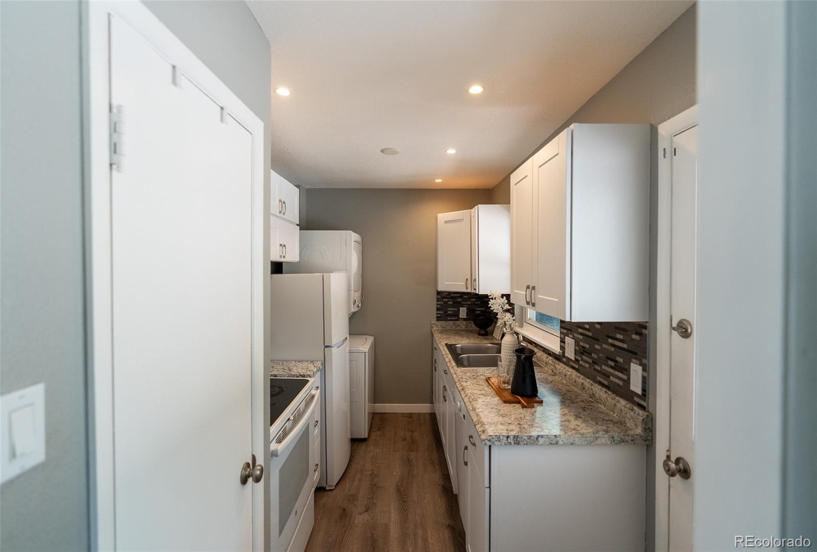 MLS Image #2 for 3001 s forest street,denver, Colorado