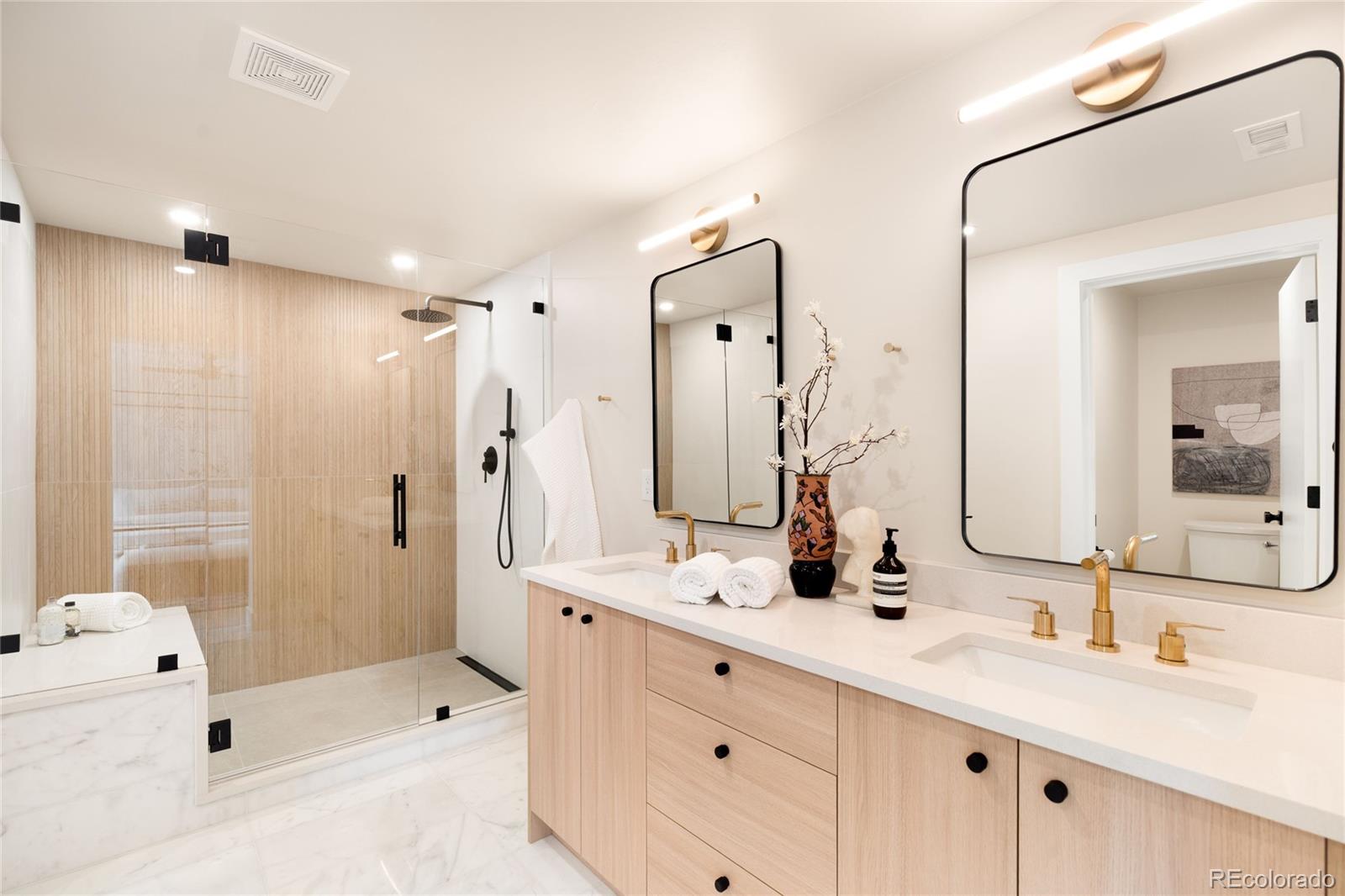 MLS Image #18 for 4131  wyandot street,denver, Colorado