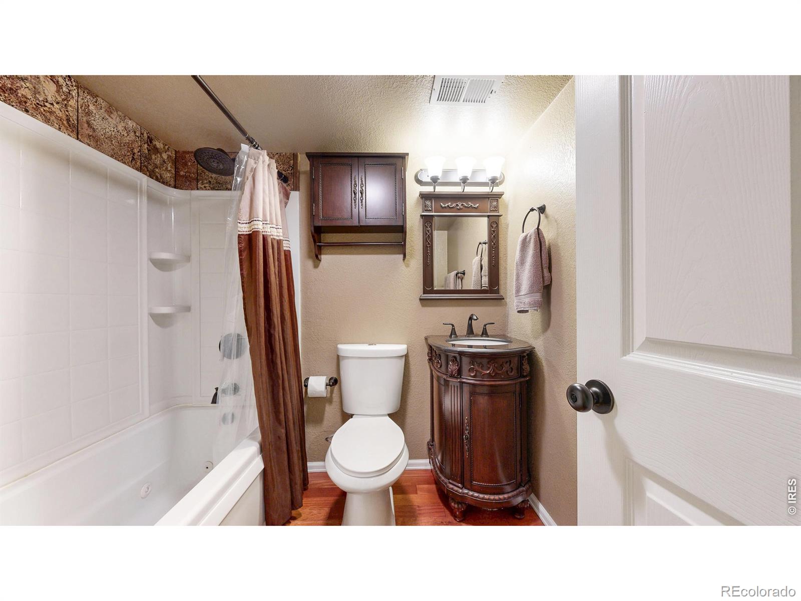 MLS Image #34 for 496  expedition lane,johnstown, Colorado