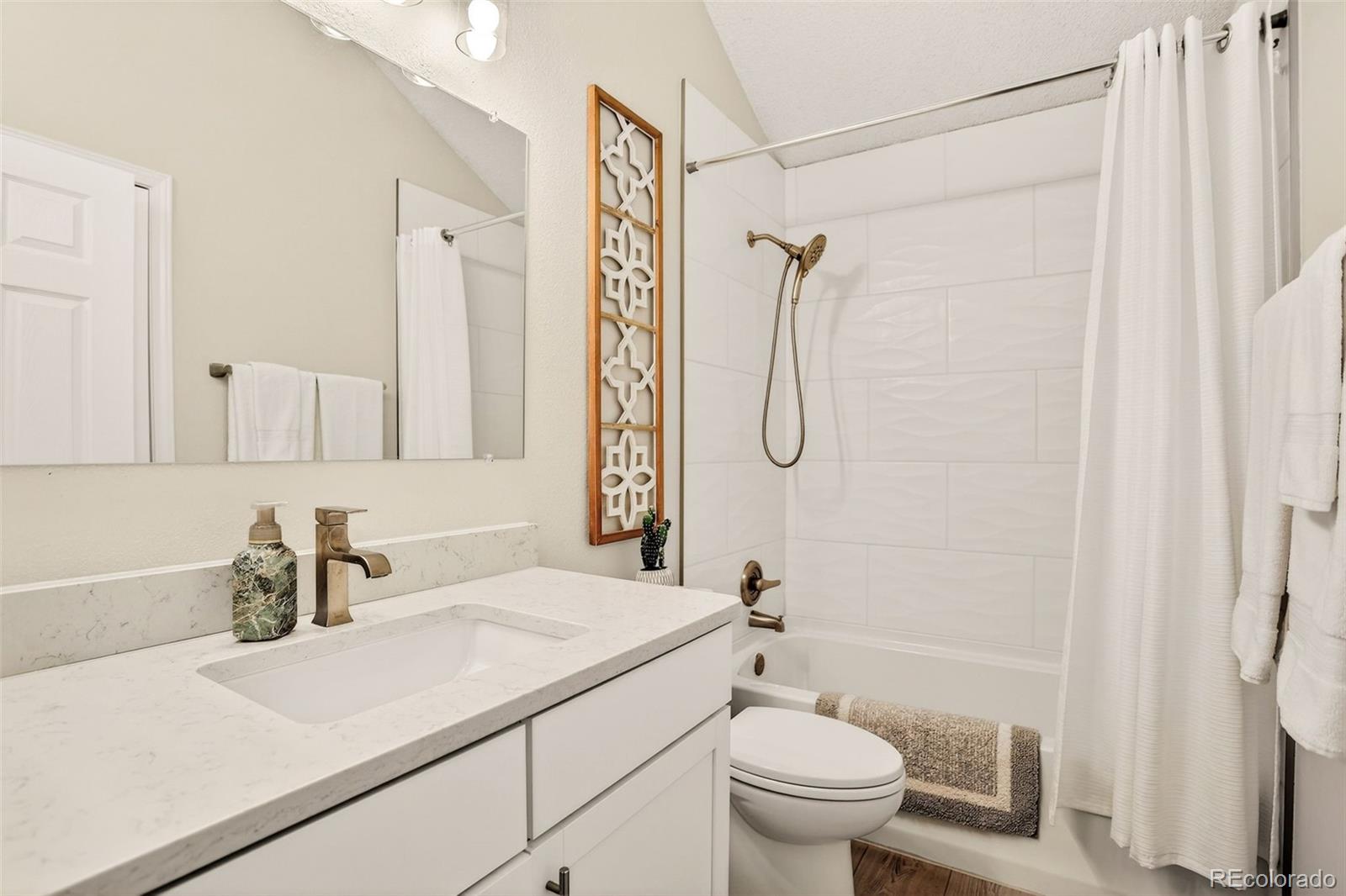 MLS Image #13 for 1228 s flower circle b,lakewood, Colorado