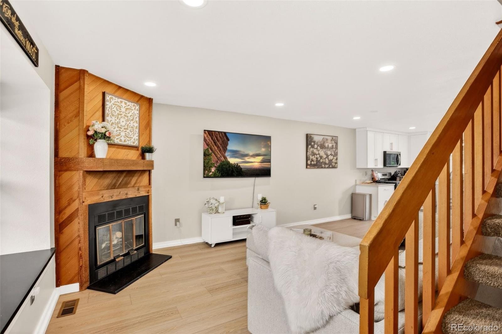 MLS Image #20 for 1228 s flower circle b,lakewood, Colorado