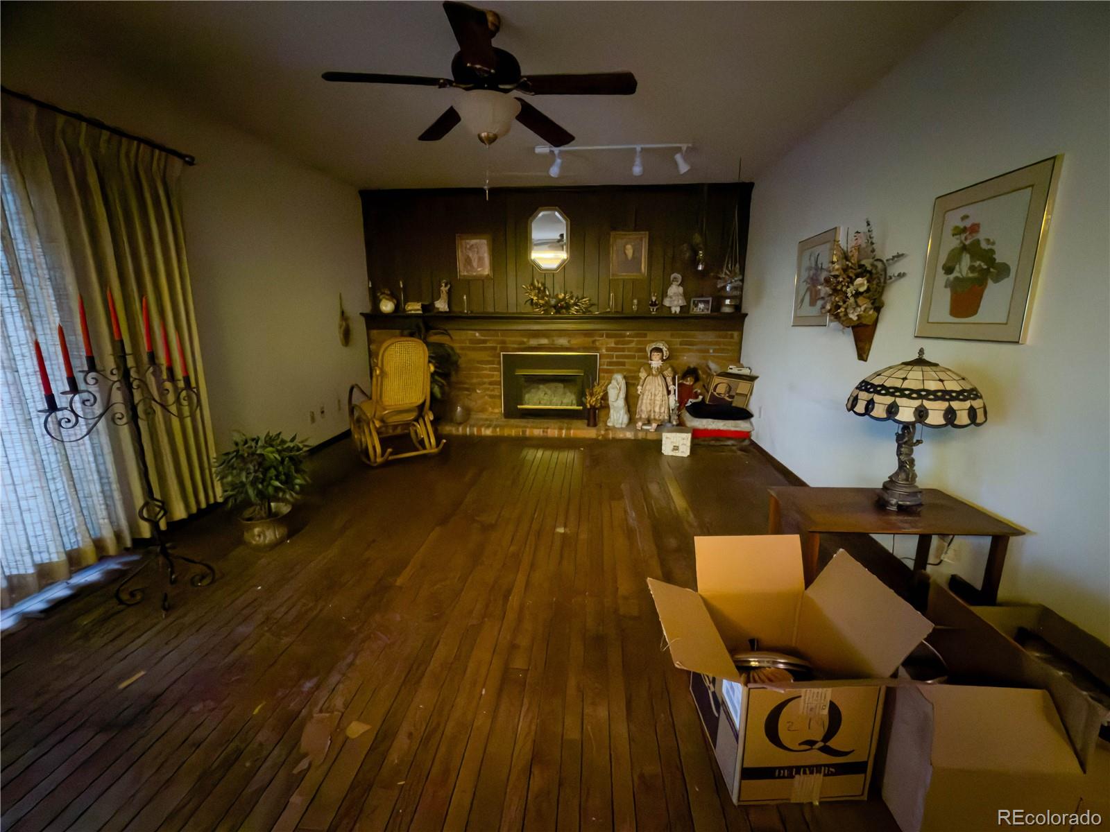 MLS Image #5 for 2933 s macon street,aurora, Colorado