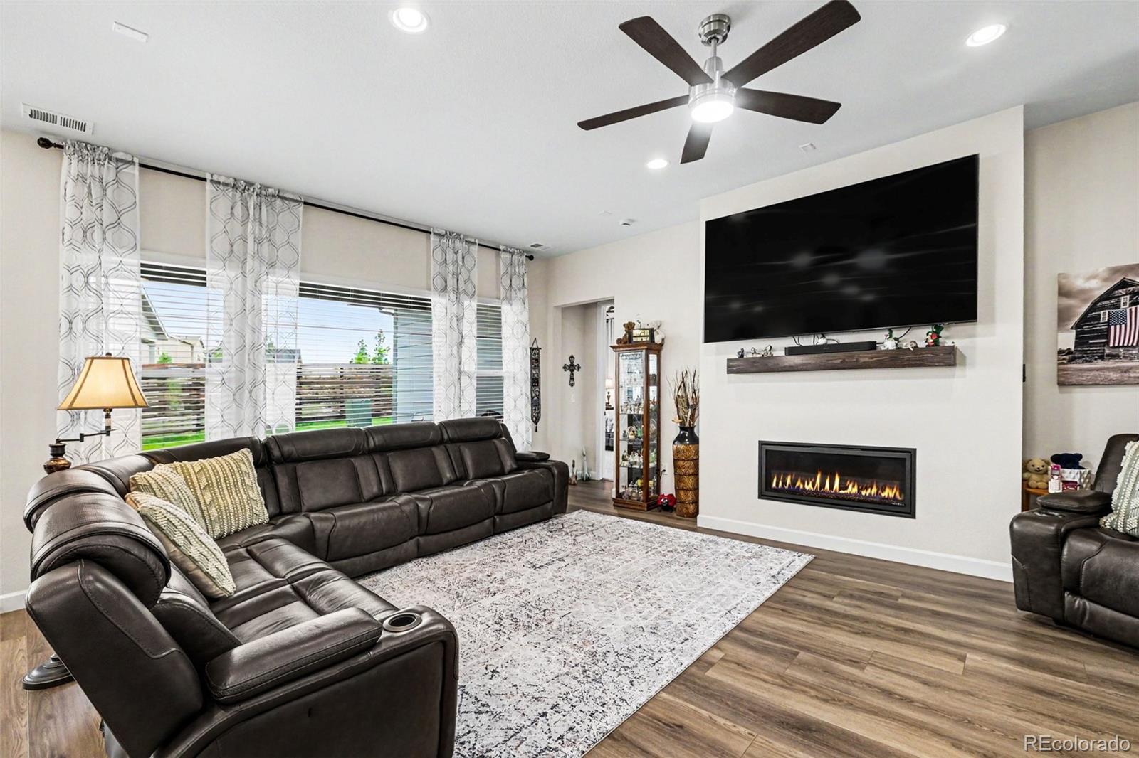 MLS Image #12 for 5451  riverbend avenue,firestone, Colorado