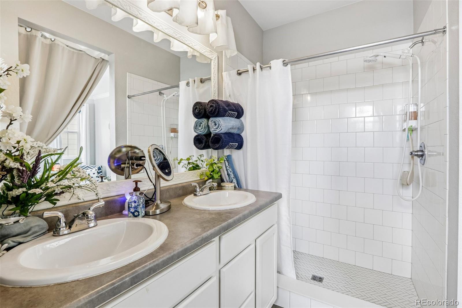 MLS Image #23 for 23520 e 5th drive ,aurora, Colorado
