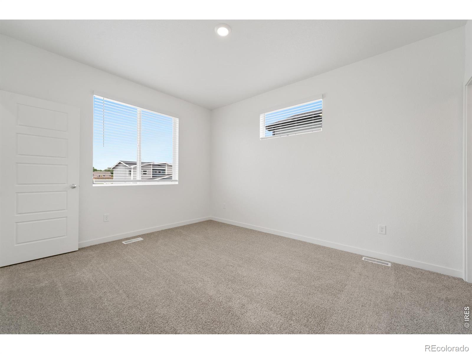 MLS Image #11 for 3908  lake clark street,evans, Colorado
