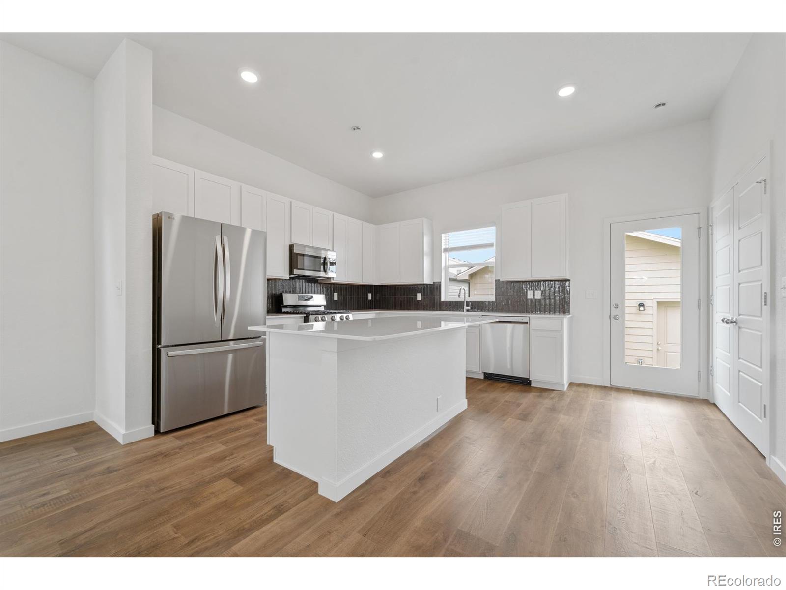 MLS Image #4 for 3908  lake clark street,evans, Colorado