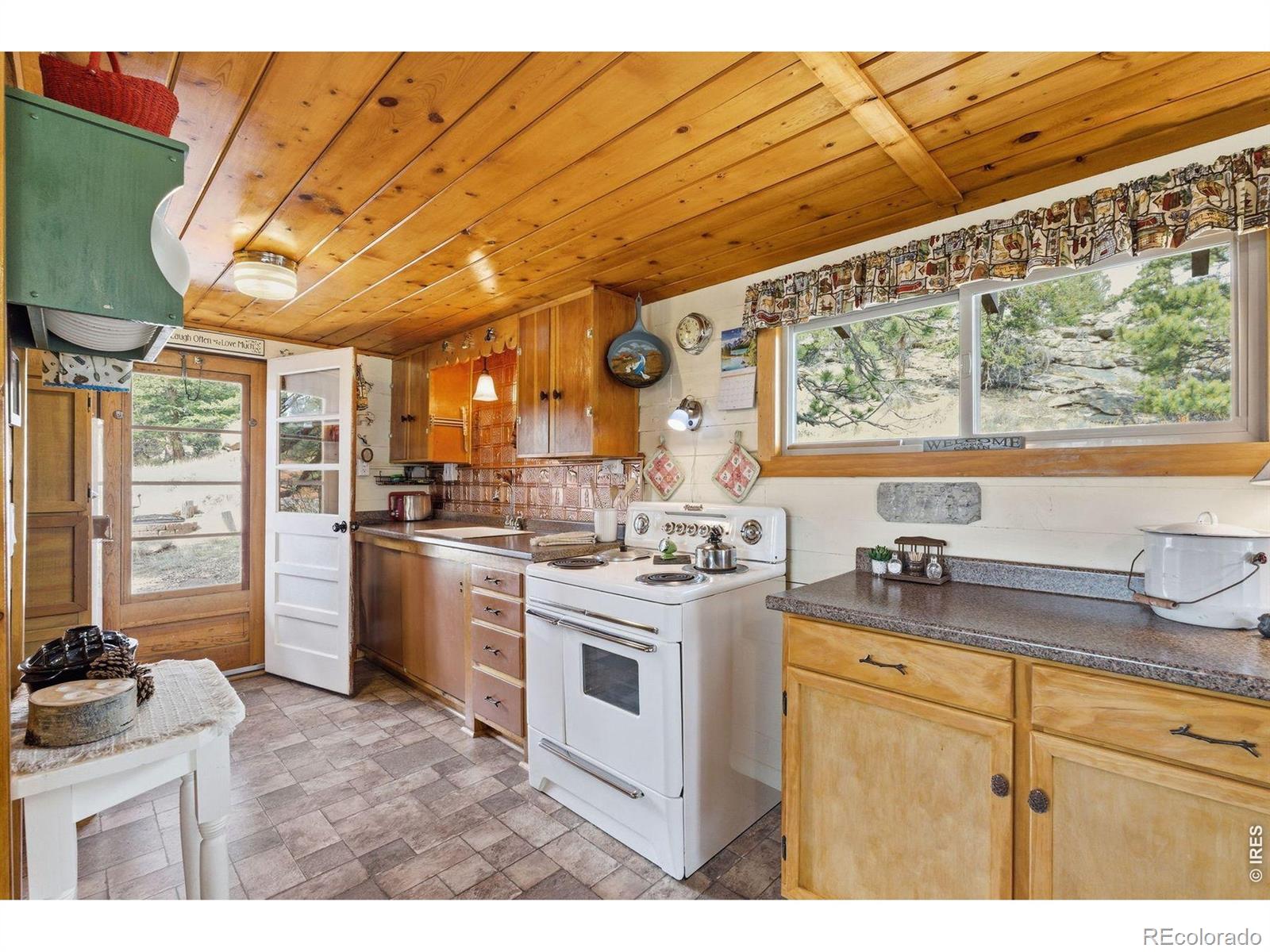 MLS Image #7 for 35  stellar jay circle,red feather lakes, Colorado