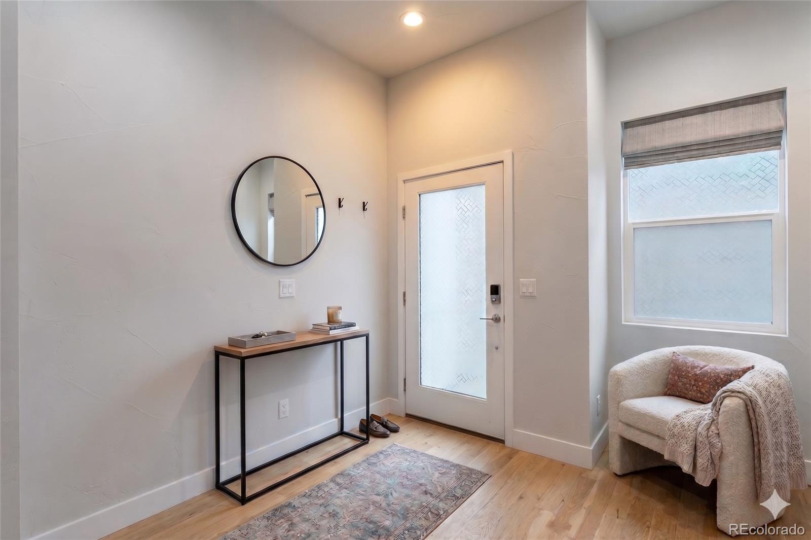 MLS Image #3 for 1826  irving street 2,denver, Colorado
