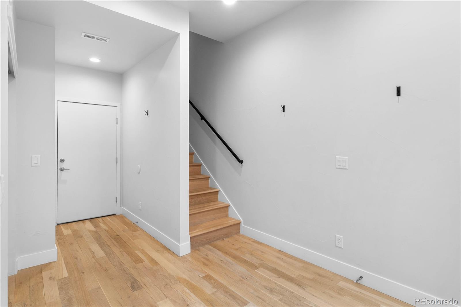 MLS Image #4 for 1826  irving street 2,denver, Colorado
