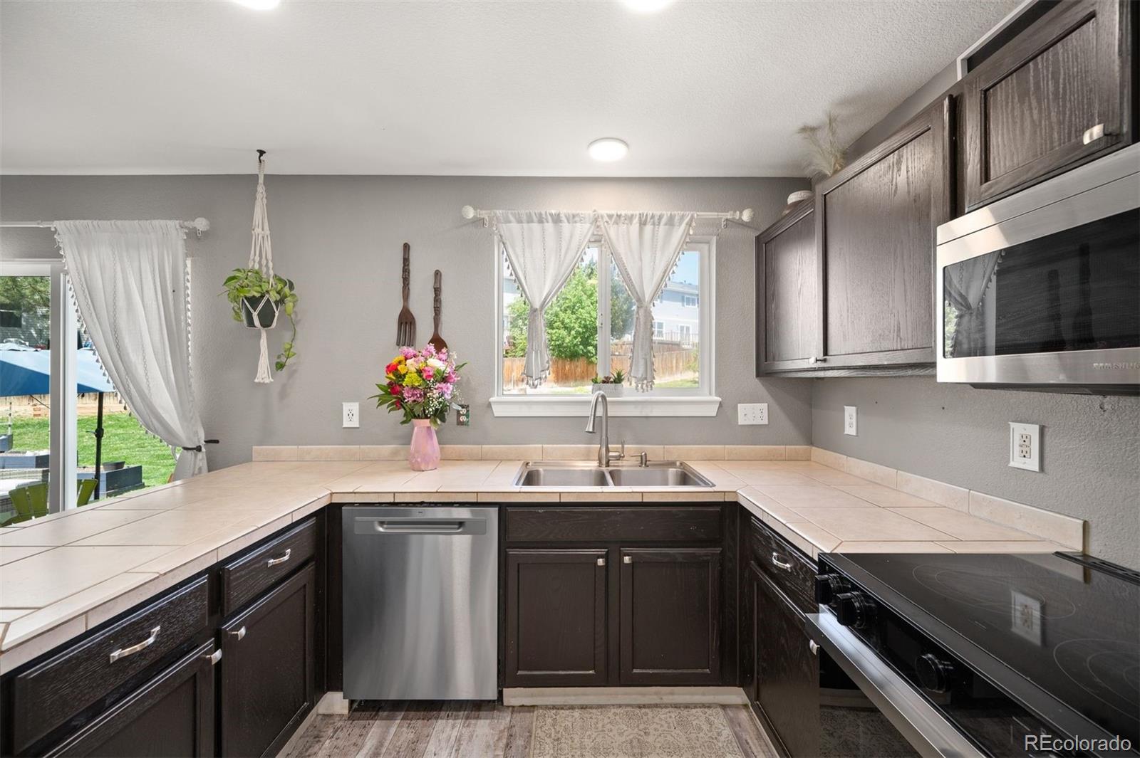 MLS Image #10 for 10993  elizabeth street,northglenn, Colorado