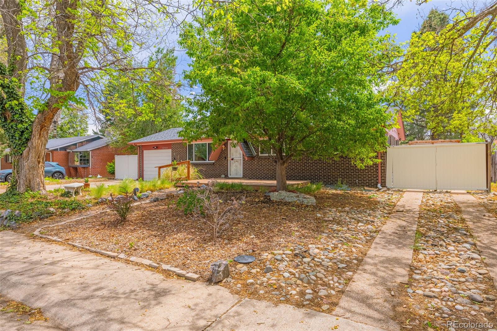 MLS Image #3 for 12164 e ohio avenue,aurora, Colorado