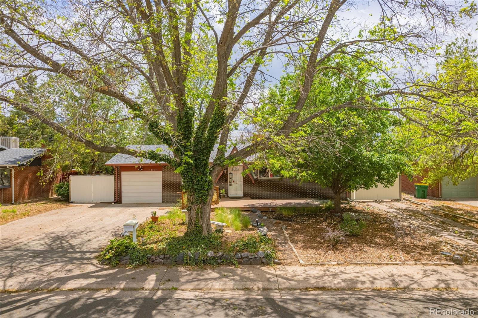 MLS Image #33 for 12164 e ohio avenue,aurora, Colorado