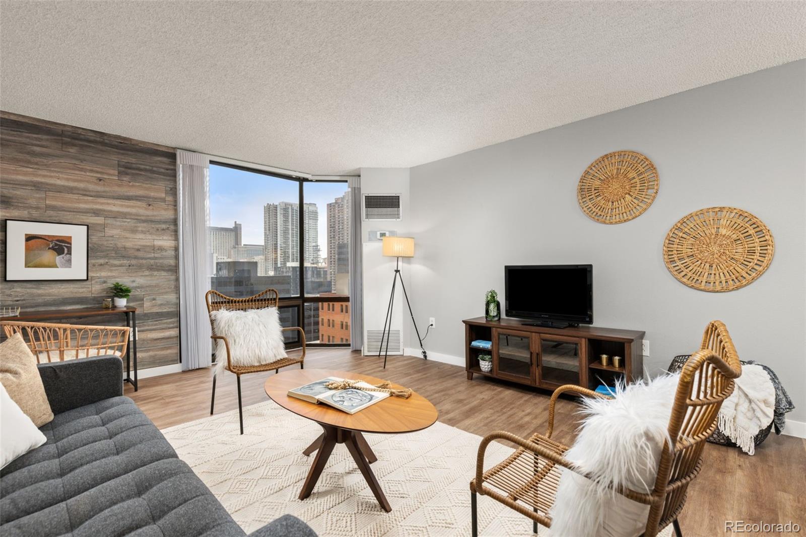 MLS Image #3 for 1625  larimer street,denver, Colorado