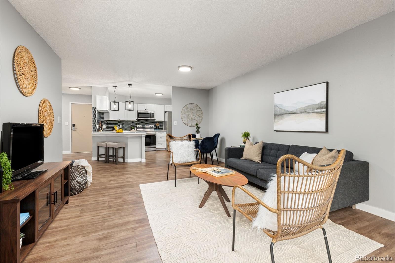 MLS Image #4 for 1625  larimer street,denver, Colorado