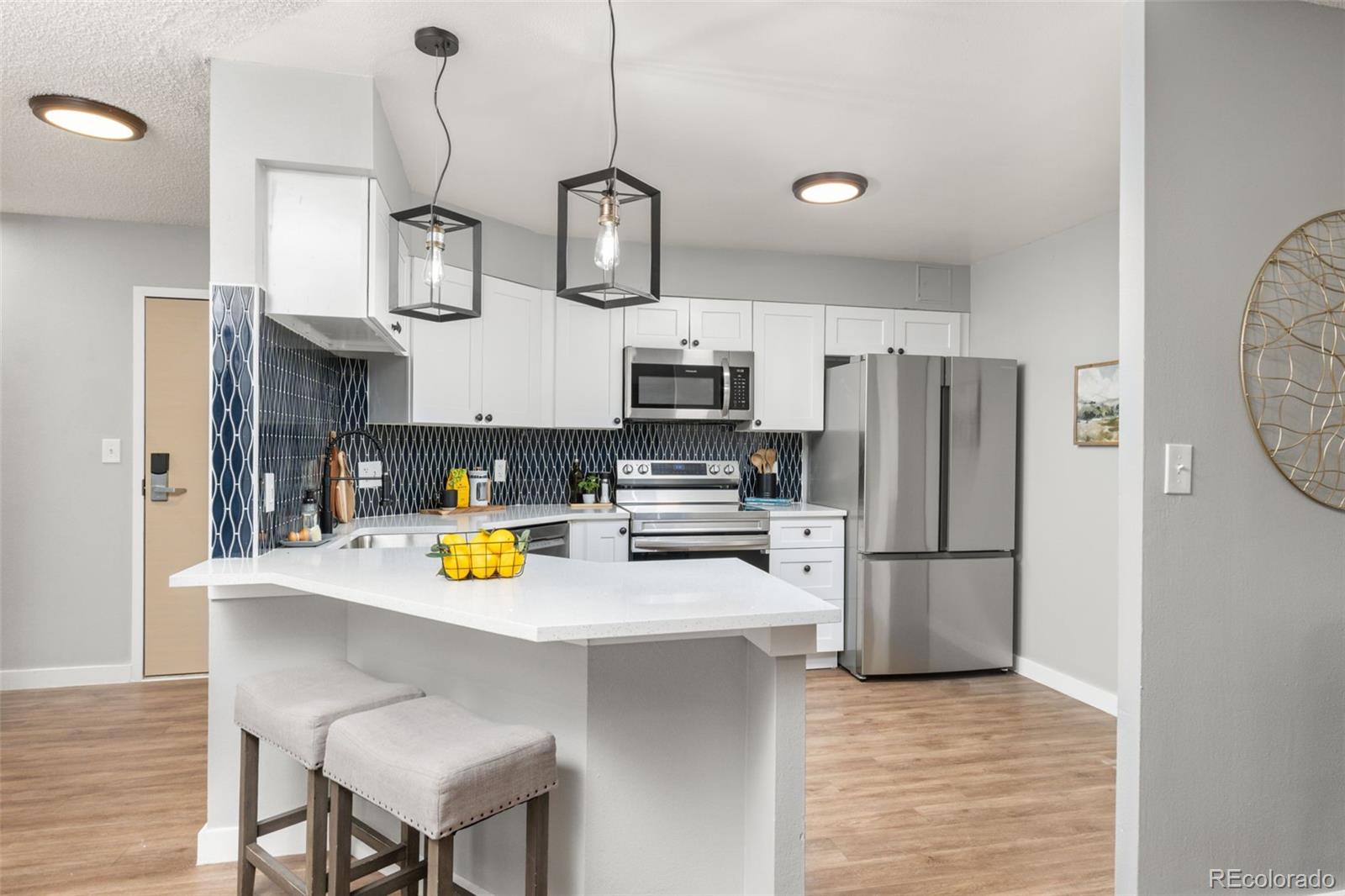 MLS Image #5 for 1625  larimer street,denver, Colorado