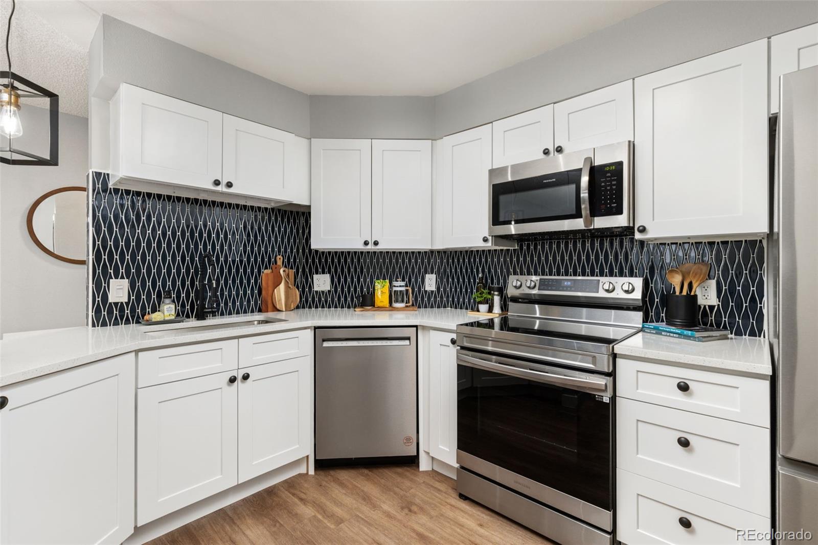 MLS Image #8 for 1625  larimer street,denver, Colorado