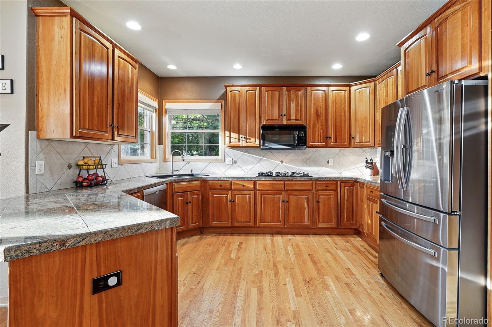 MLS Image #5 for 5683  fig way,arvada, Colorado