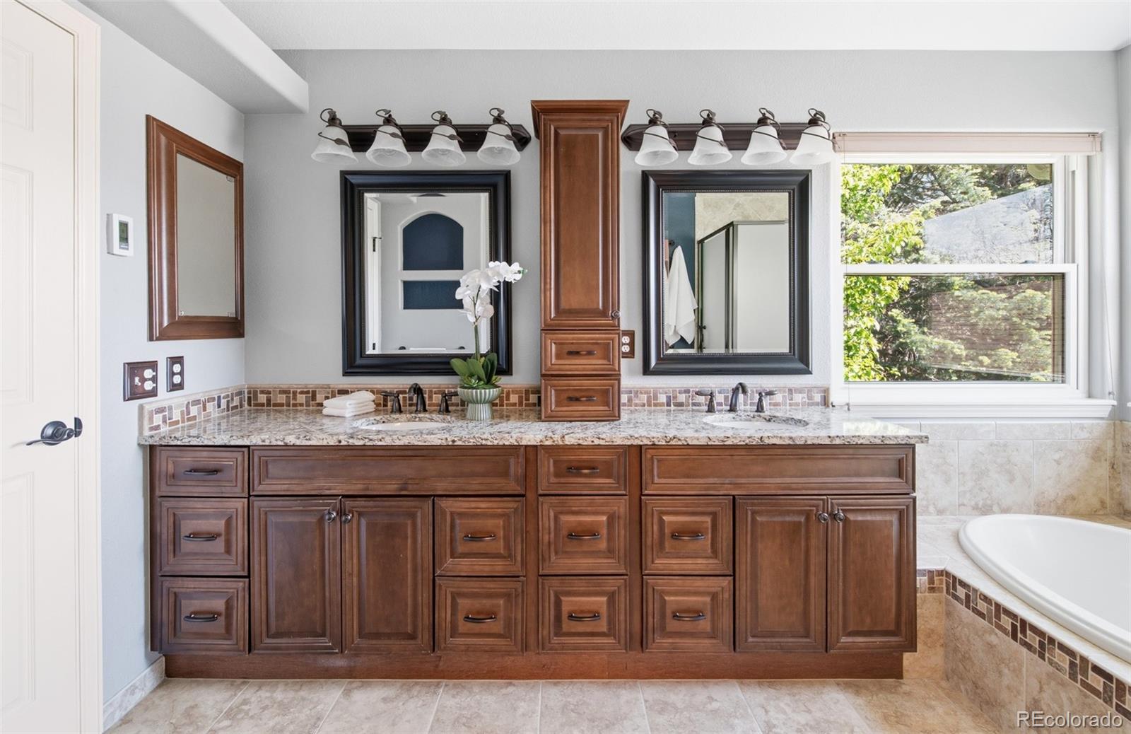 MLS Image #22 for 4426 s andes way,aurora, Colorado