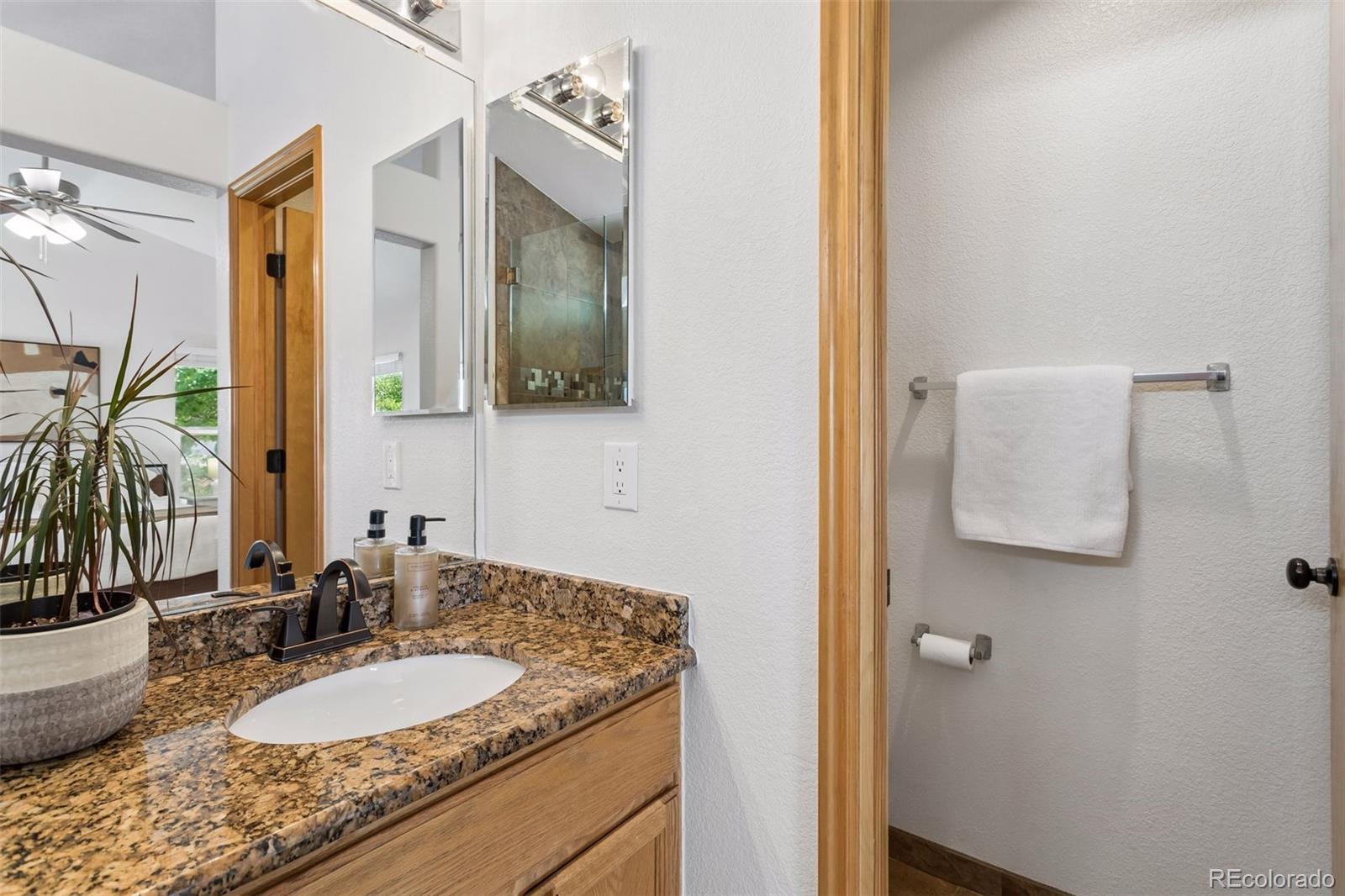 MLS Image #12 for 1355 s alton court,denver, Colorado