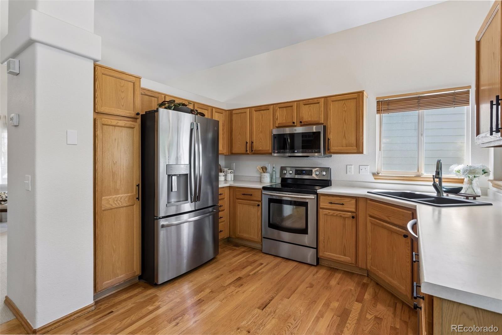 MLS Image #18 for 1355 s alton court,denver, Colorado