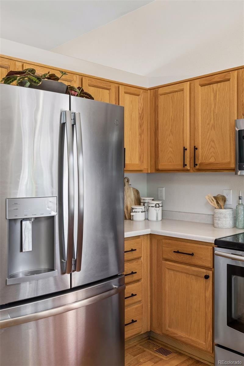 MLS Image #21 for 1355 s alton court,denver, Colorado