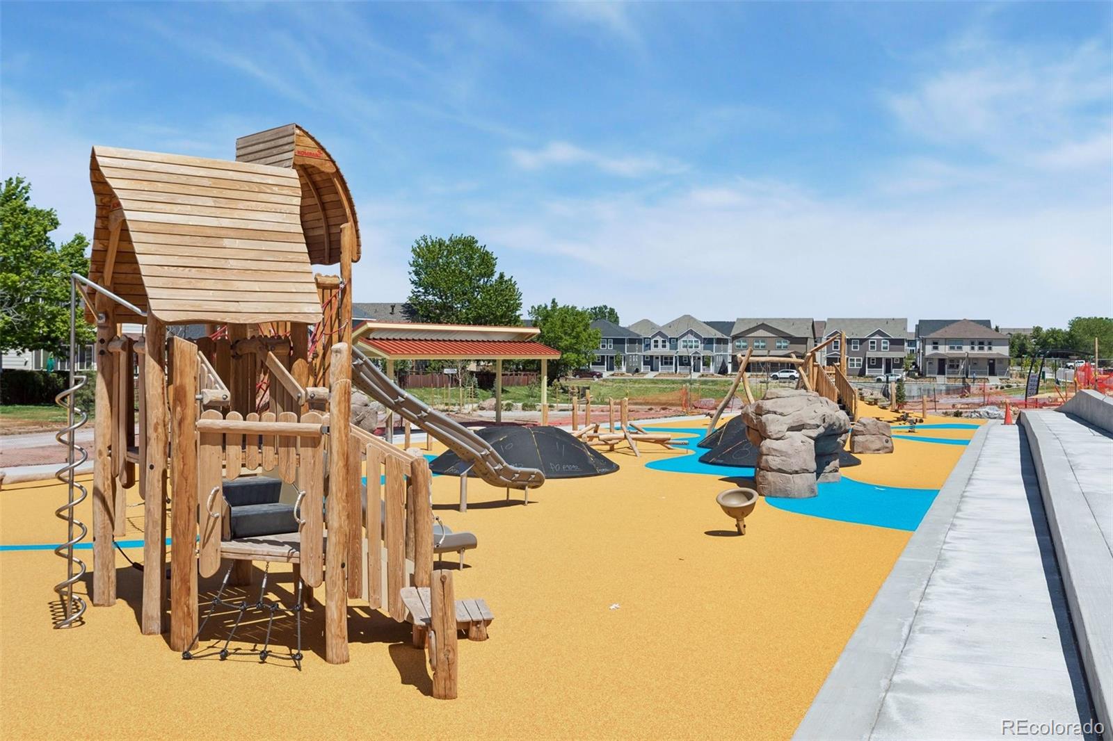 MLS Image #44 for 1355 s alton court,denver, Colorado